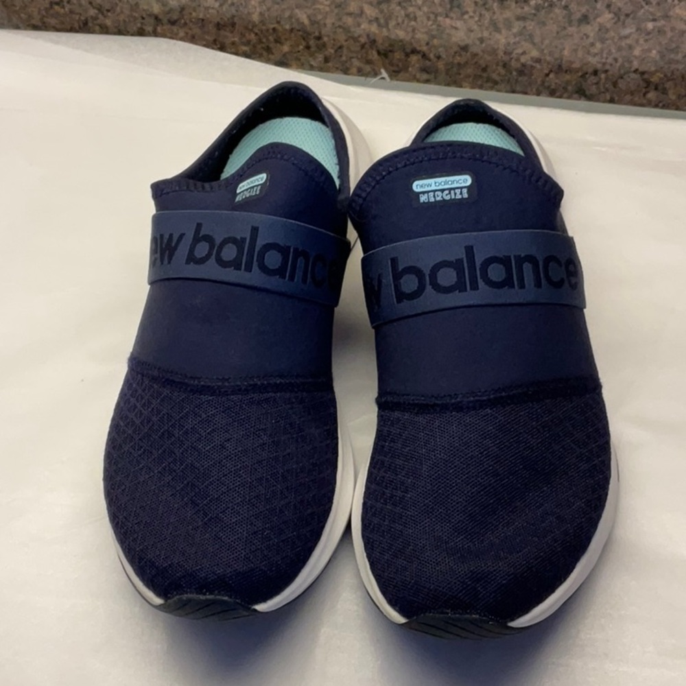 NEW BALANCE Navy Slip On Sneakers 9